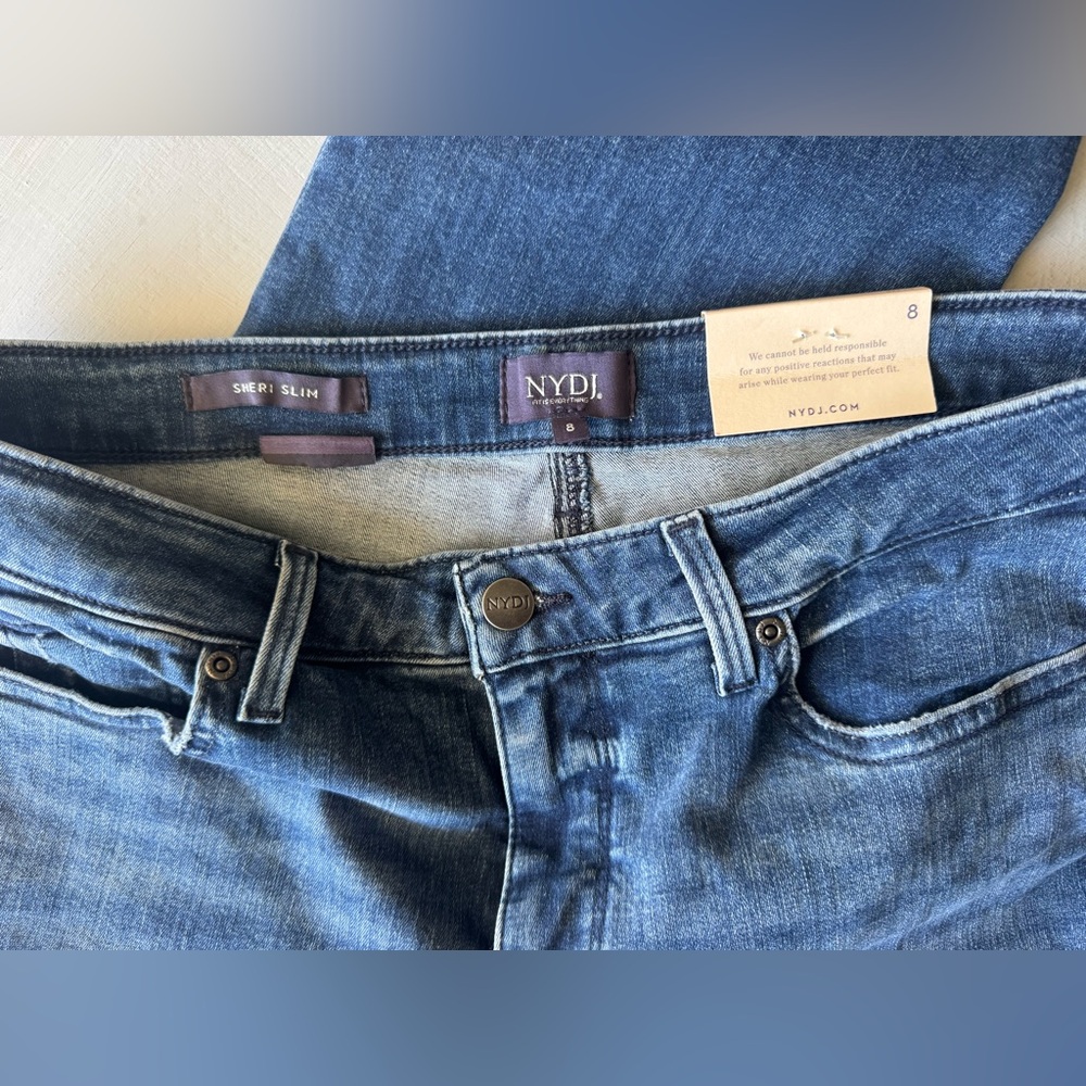 NWT NYDJ Sheri Slim Straight Leg Jeans in Beyond Bay - Picture 11 of 12
